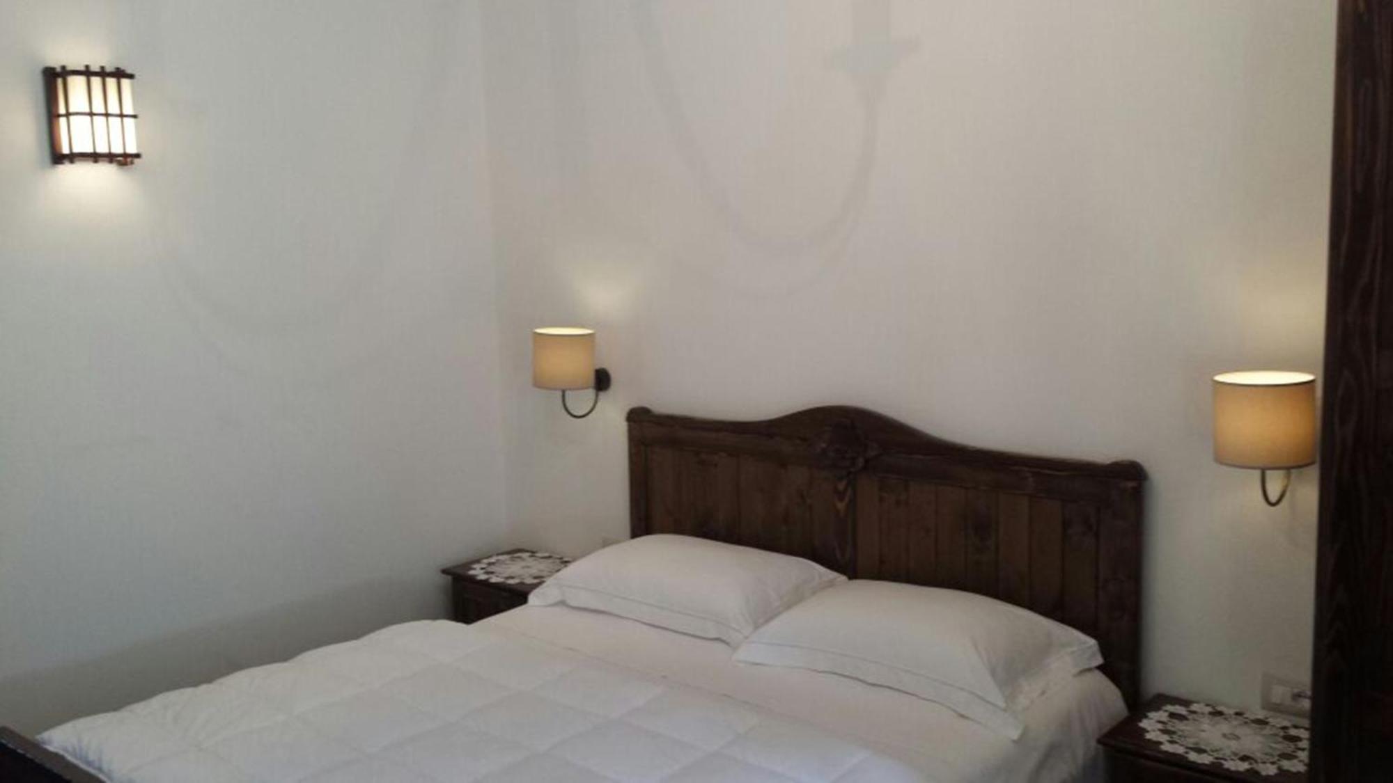 Hotel Vila Aleksander Berat Room photo
